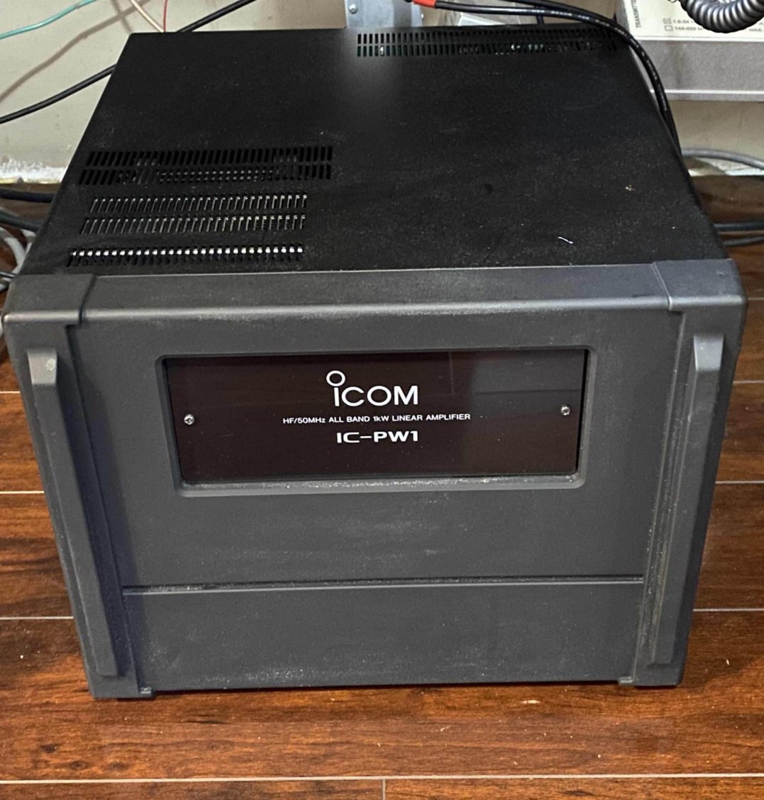 Icom Linear VE3NLS page director